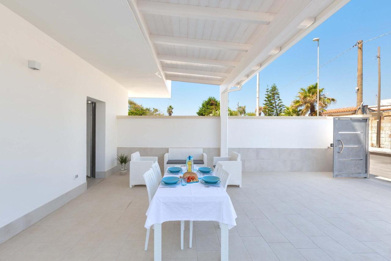 Residence Marelena Casalabate Exterior photo