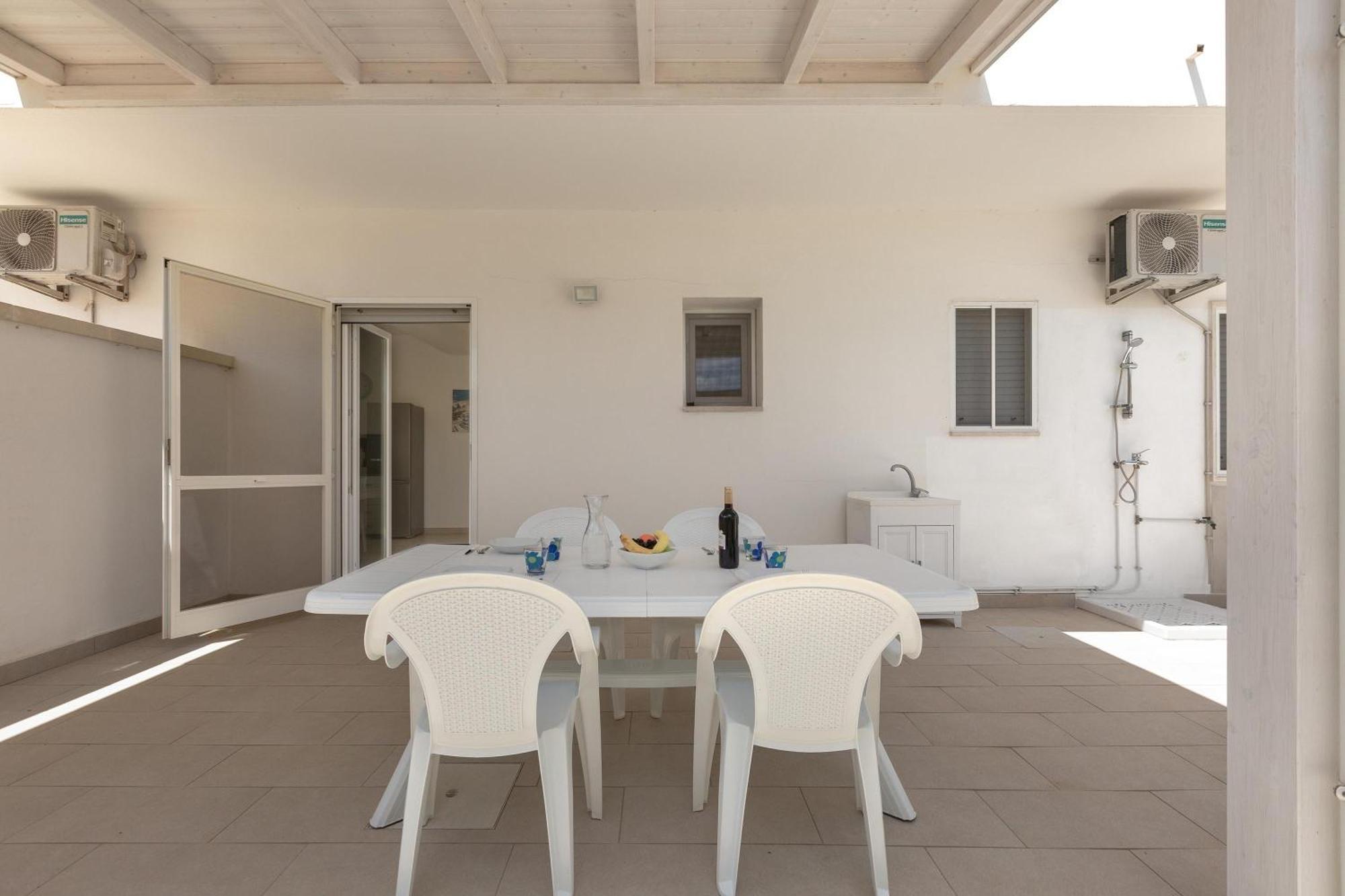 Residence Marelena Casalabate Exterior photo